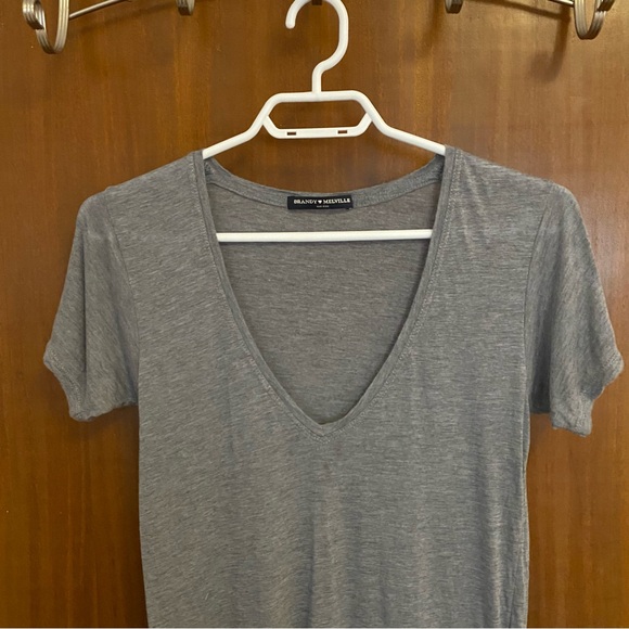 Brandy Melville Dark Grey Plunge V Neck Loose Fitting Short Sleeve Tee Shirt - Picture 3 of 4